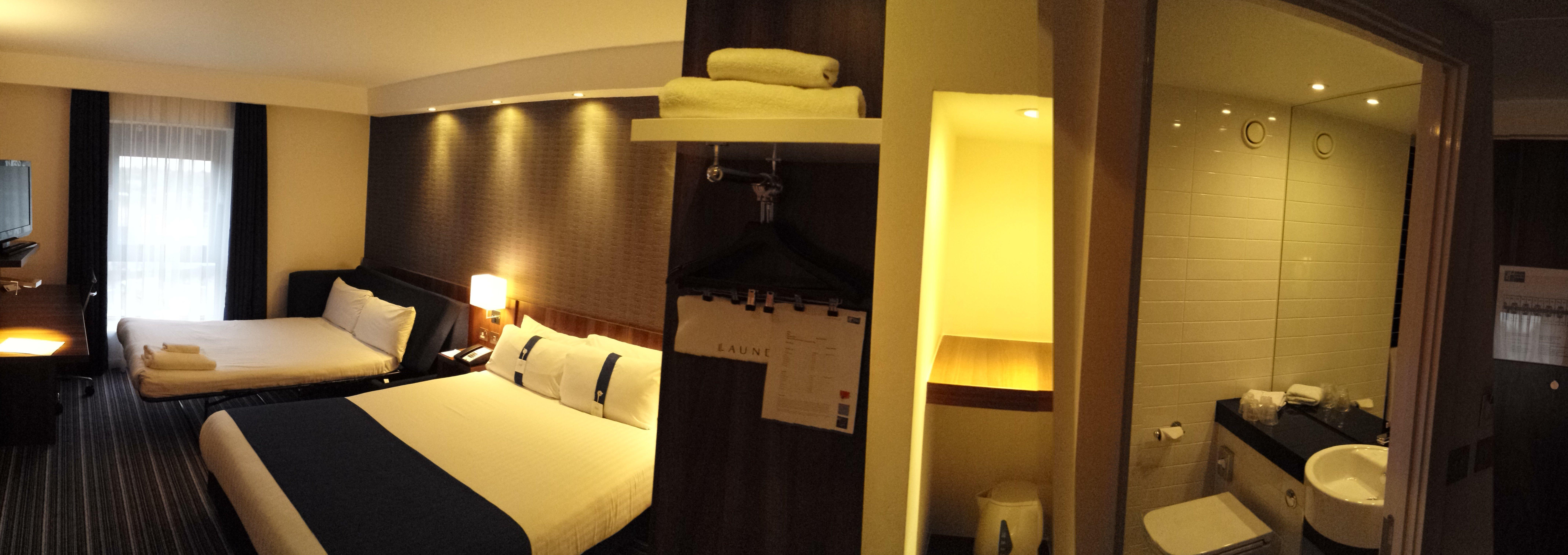Holiday Inn Express Dunstable, An Ihg Hotel Ngoại thất bức ảnh
